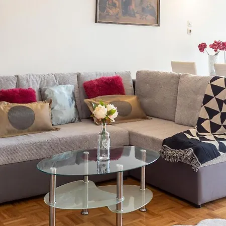 Cozy, Spacious & Sunny In Heart Of City Center Appartement